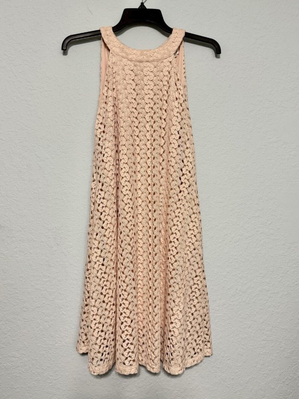 Roxberi Crochet Trapeze Swing Dress Womens M Blush Pink Boho Keyhole Back Lined
